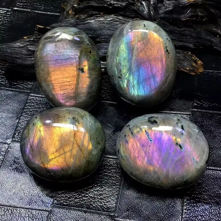 Wholesale Natural purple Labradorite Palm Stone