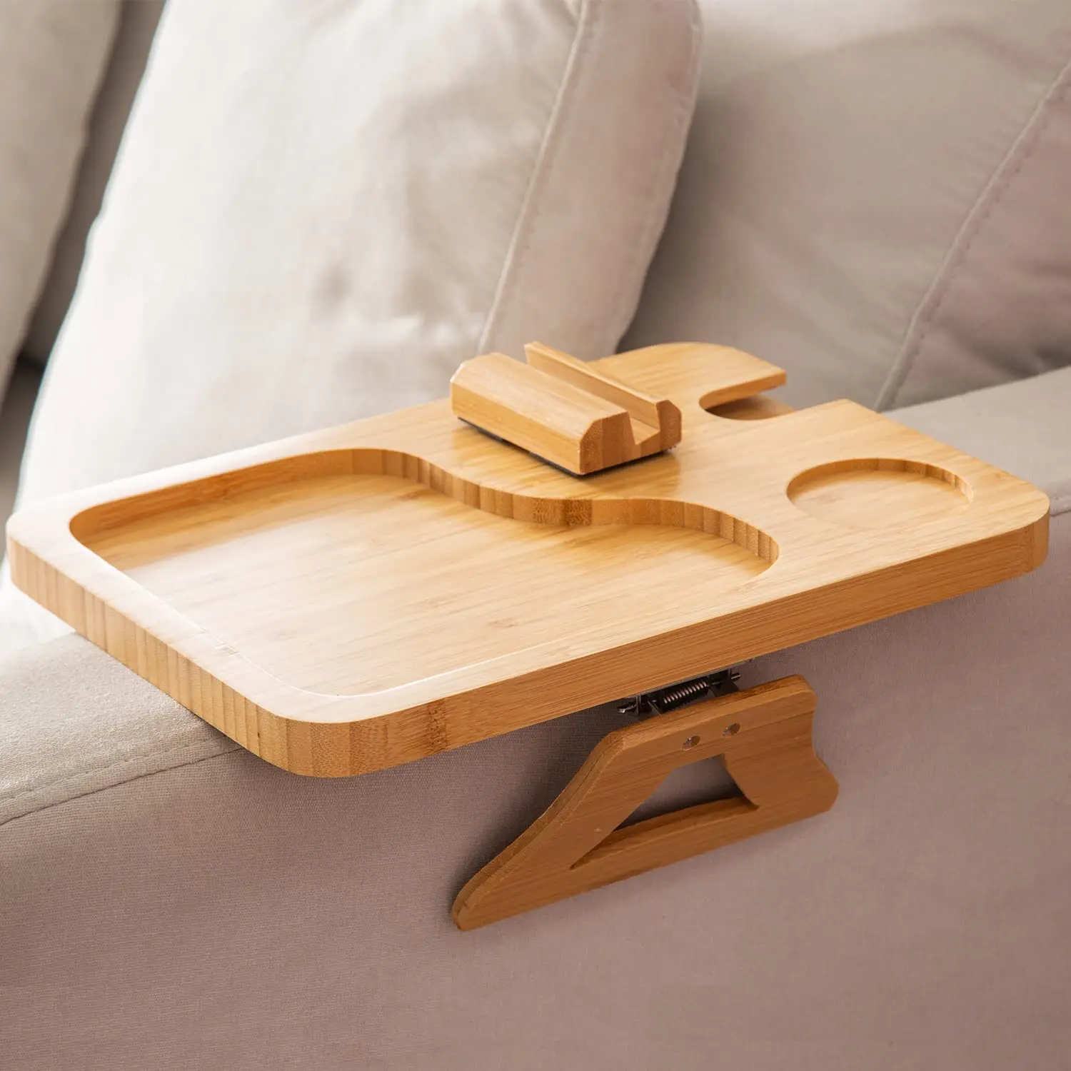 Custom Serving Tray Foldable Sofa Arm Tray Clip On Couch Arm Table Bamboo Sofa Table Sofa Armrest Tray with Phone Holder