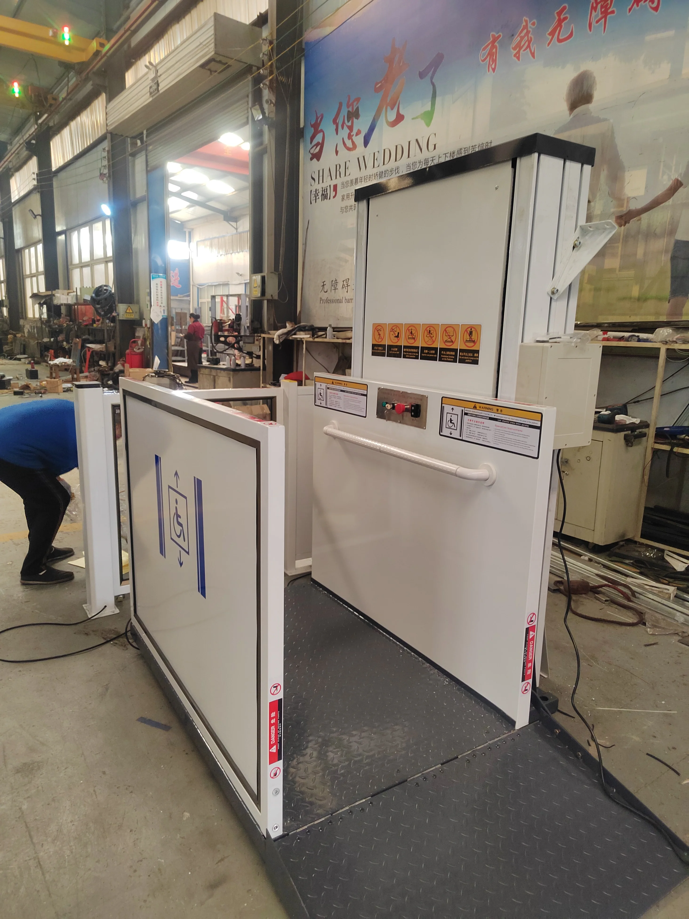 Domestic Elderly Electric Door Motor Personal Staff Elevator disabled Person  Lift Stair Two Floor Home Elevator