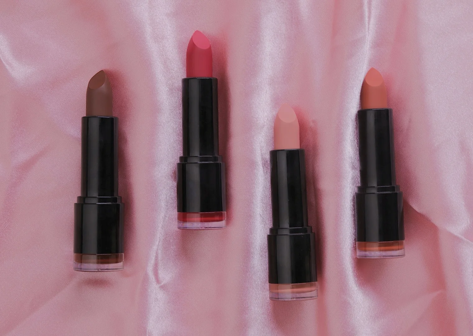 Private label long lasting  highly pigmented water proof creamy matte lipstick