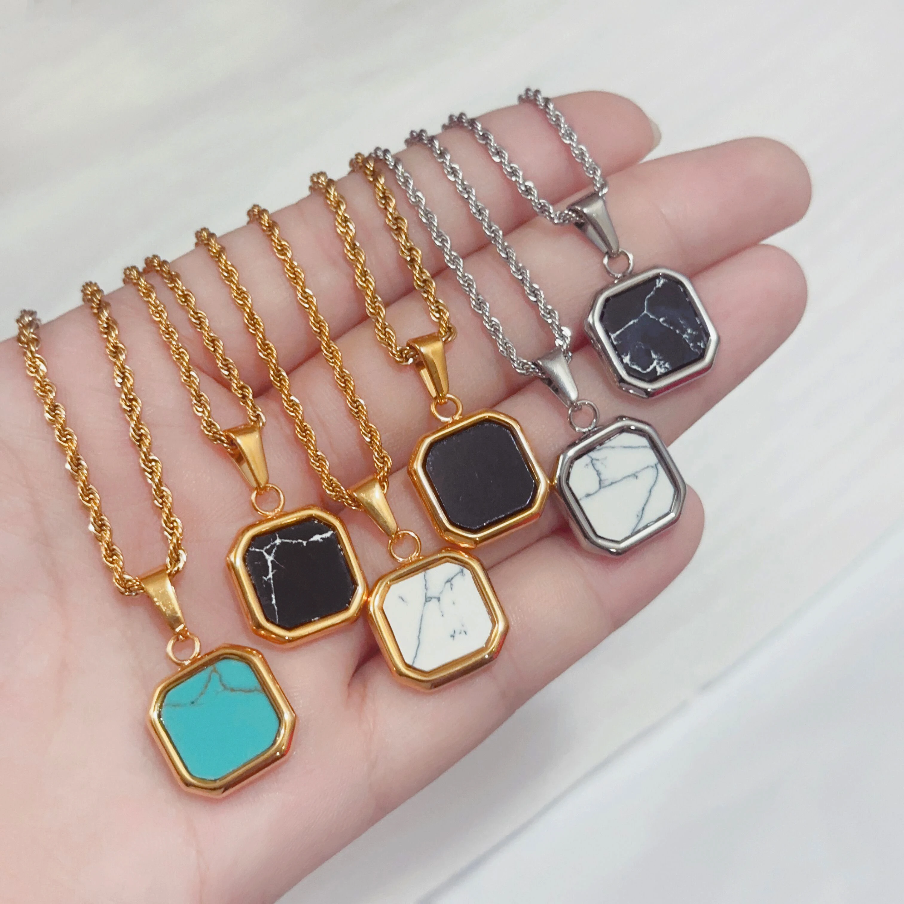 Vintage Square Shape Howlite Stone Pendant Necklace Gold Rope Chain Black Onyx Stone White Turquoise Jewelry Necklace For Men