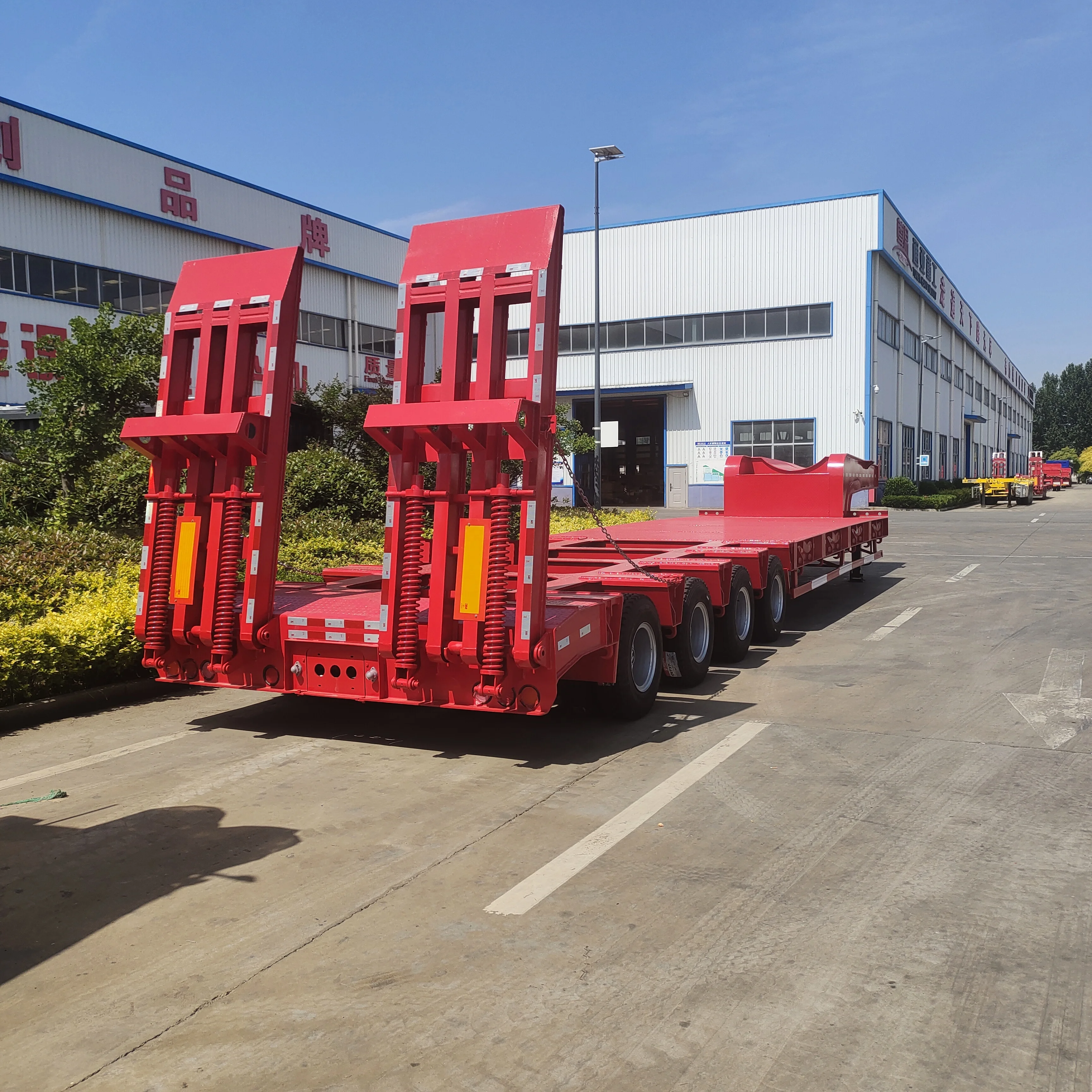 3 Axles 80t Lowbed Lowboy Low Flatbed Loader Drop Deck Trailer For Sale