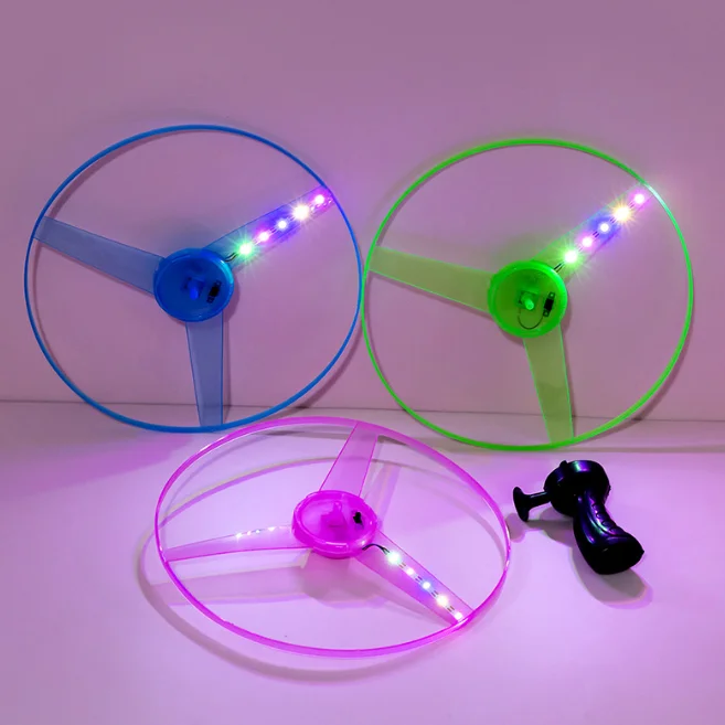 24cm Funny UFO Led Flying Saucer Colorful Light Up Flying Disco Kid Toys Plastic Pull String Spinning Helicopter Outdoor Toys
