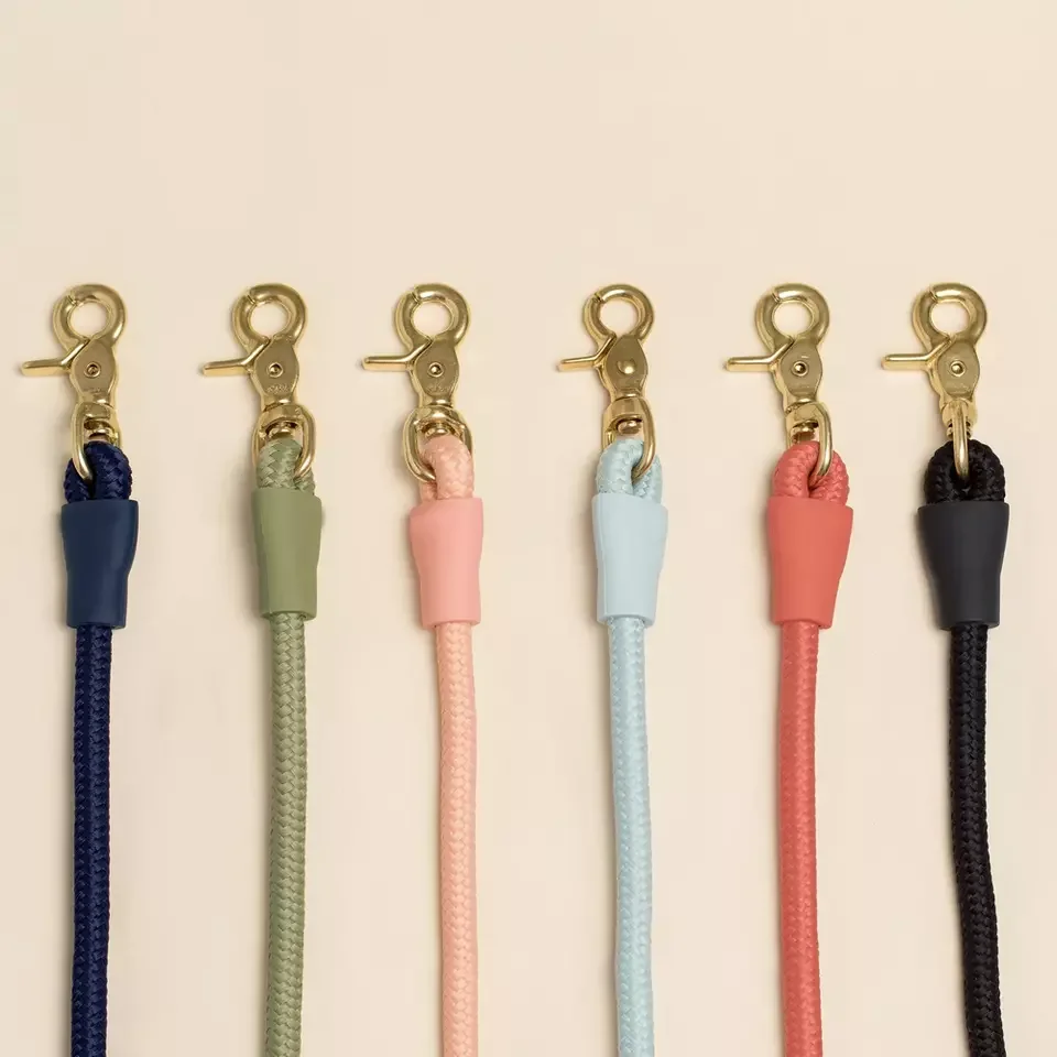 Adjustable Mountain Climbing Strong Nylon Rope Slip Lead Dog Leash Hand Free Dog Slip Lead with Heavy Duty Metal Sturdy Clasp