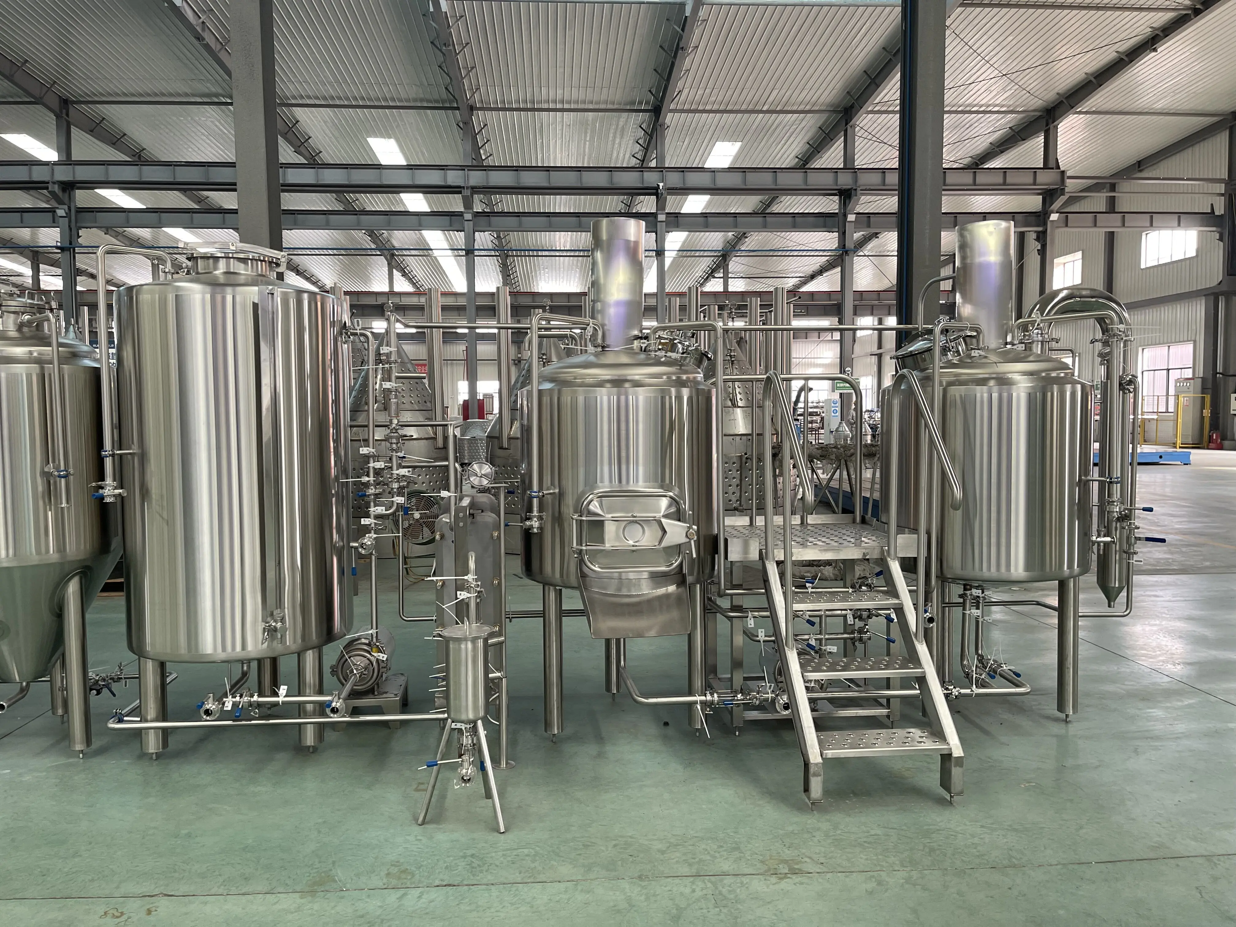 Complete Beer Brewing System Microbrewery Equipment 100L 200L 250L 300L 500L