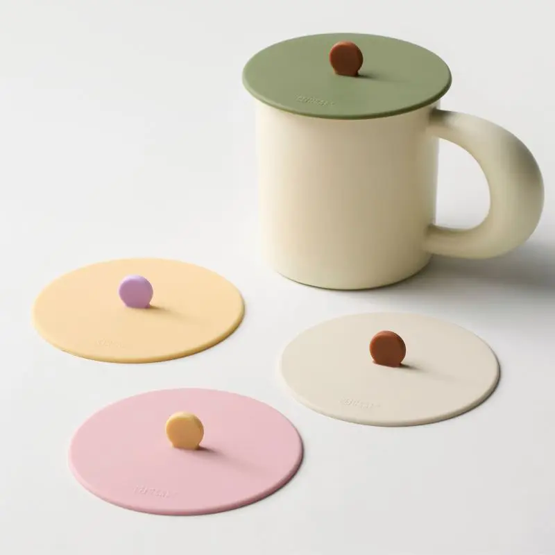 Hot Selling New Product Universal Cover Food Grade Silicone Mug Cup Lid Anti-dust Airtight Seal Cup Cover with Spoon Holder