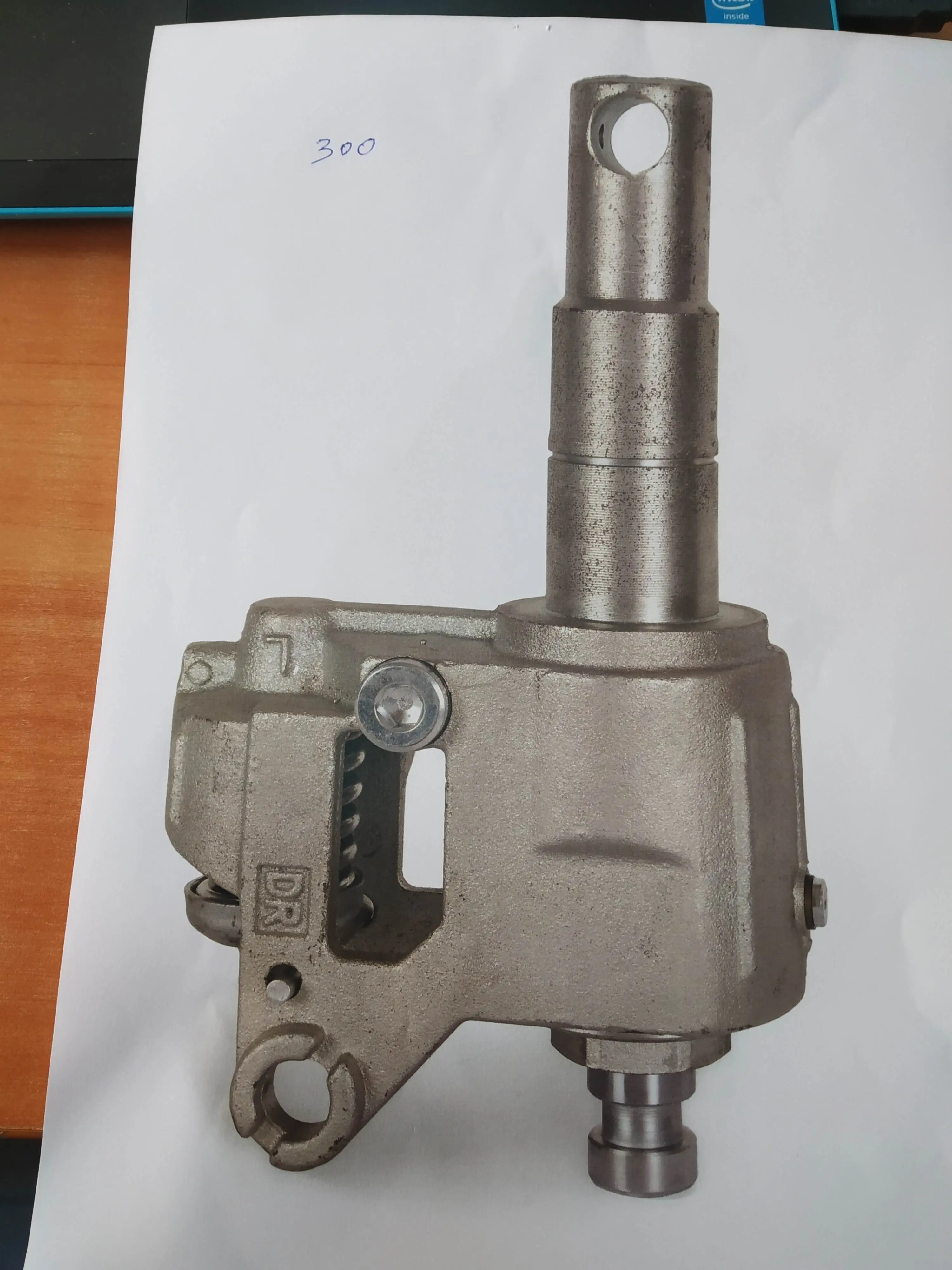 2t 550mm Fork Width Handle Fast-Lift Small Forklift Pallet Lifter