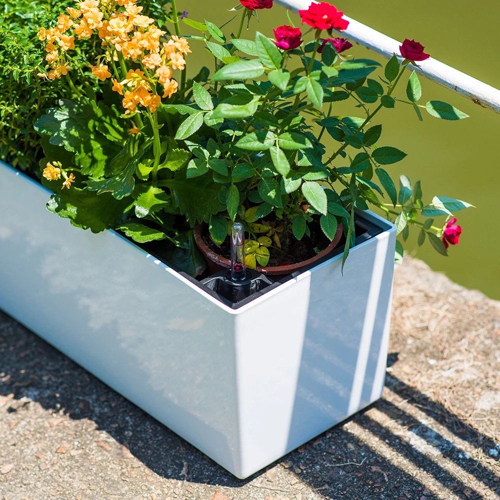 Wholesale White Simple Large Big Size Garden Vegetable Planting Rectangular Self Watering Plastic Resin Flowers Plant Pots