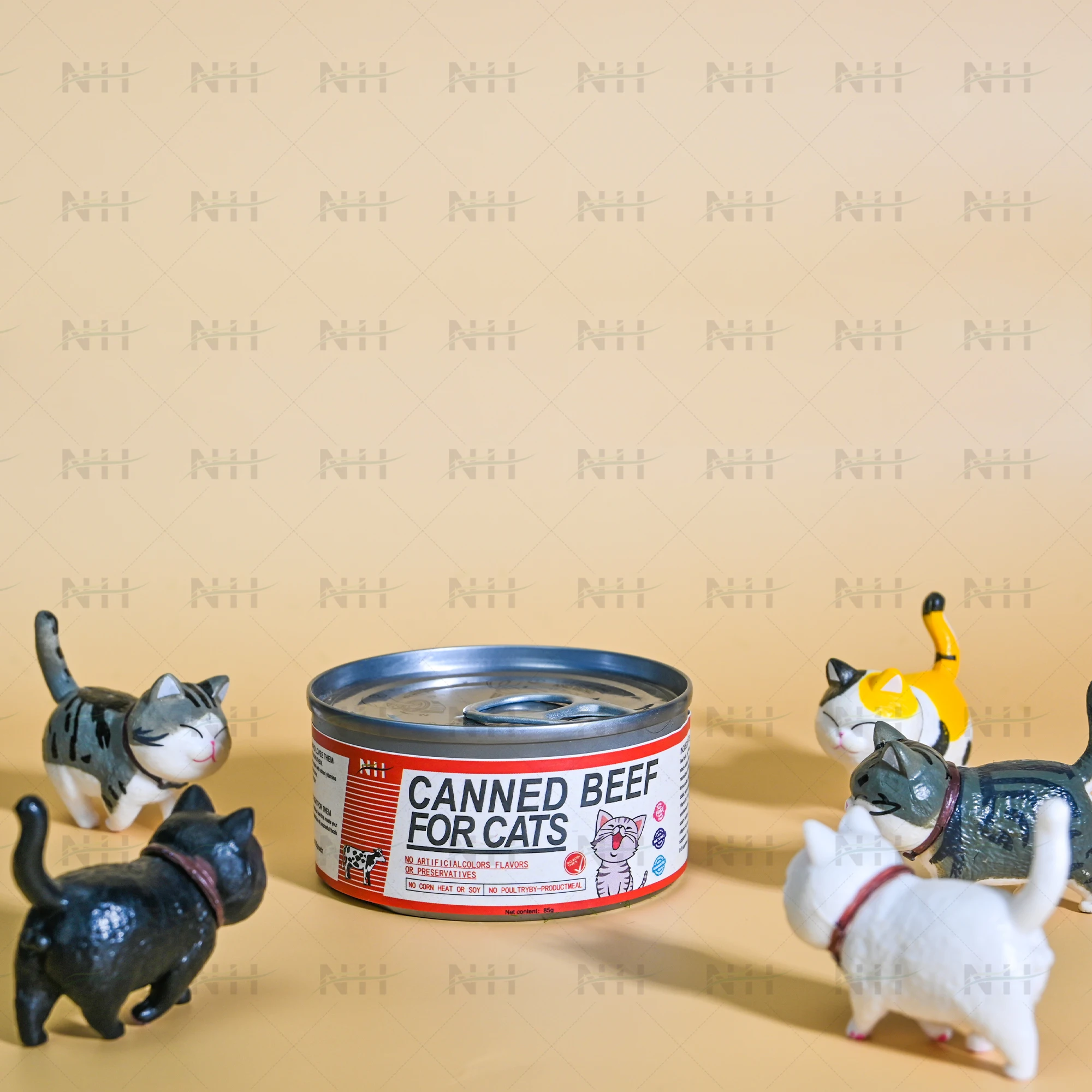 Корм для кошек в подливке. Консервированный корм из настоящего тунца и морского леща всех возрастов.