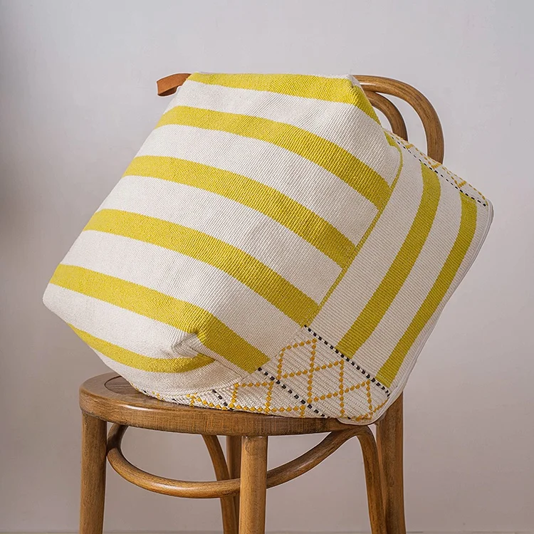 
Top Quality Wholesale White Casual Outdoor Comfortable Bohemian Kilim Woven Floor Pouf Ottoman cover 