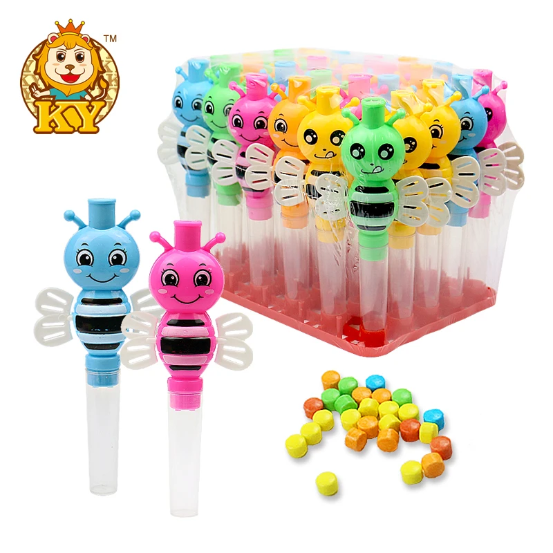 Wholesale plastic bee shape whistle toy with fruity flavor compress hard candy for kids