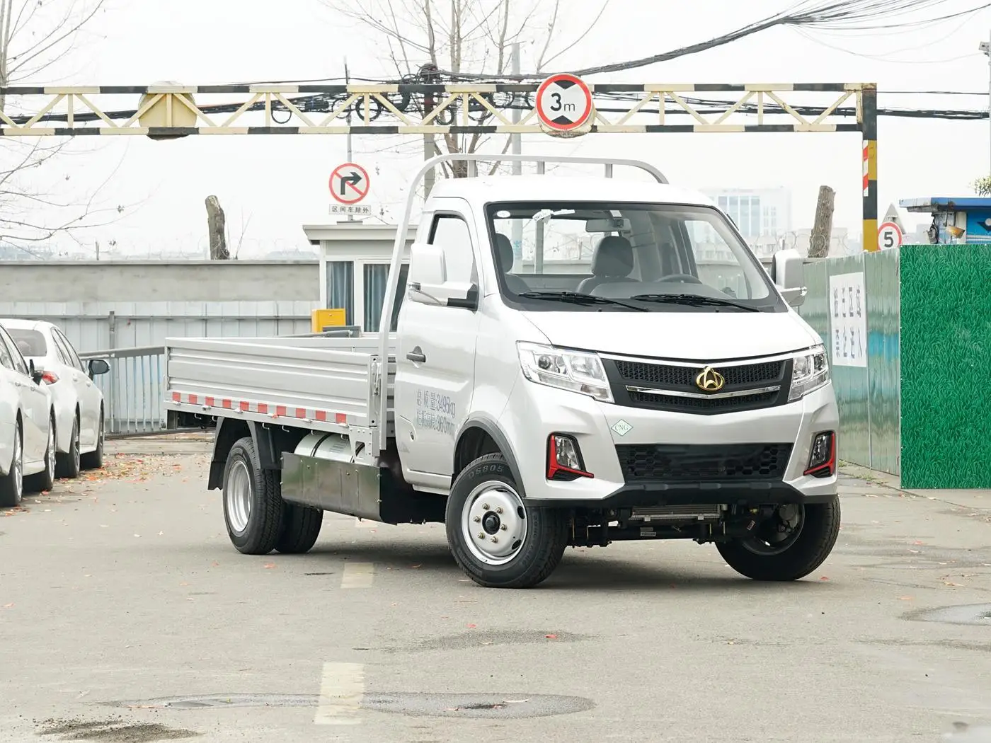 Бензиновый мини-грузовик Changan/KYC X3 оптовая продажа бензин грузовой автомобиль топливо для транспортировки товаров