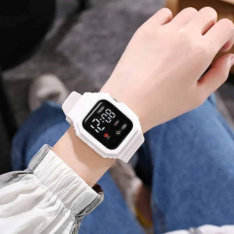 2022 New Square LED Watches Fashion Sports Primary and Secondary School Kids LED Digital Electronic Watch