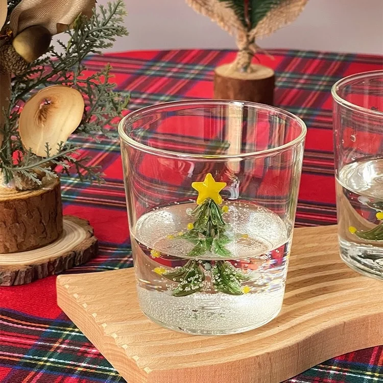 Hot Selling Creative 3D Christmas Tree Cute Glass Tumbler Christmas Water Glass Cups Christmas Decorations Glass Tumbler