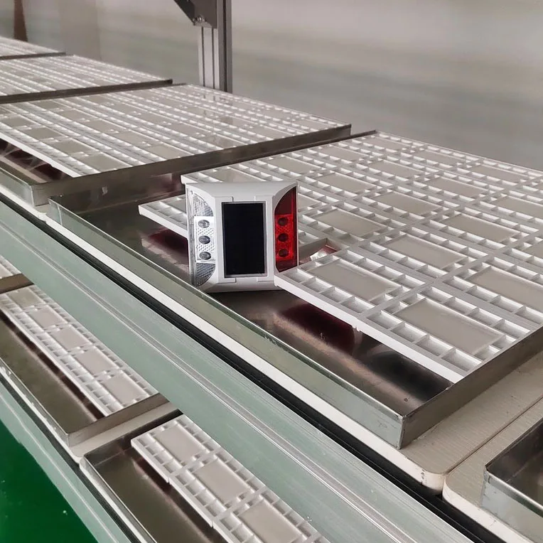 HOAN solar led road stud light reflection road safety road stud 6 piece led pavement marker