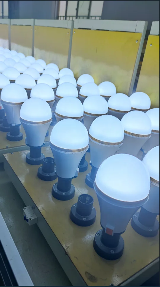 Hot 3 Batteries Charging Energy Saving Lamps  E27 15W 20W 25W 30W 6500K Portable Rechargeable Light Bombilla  LED Emergency Bulb