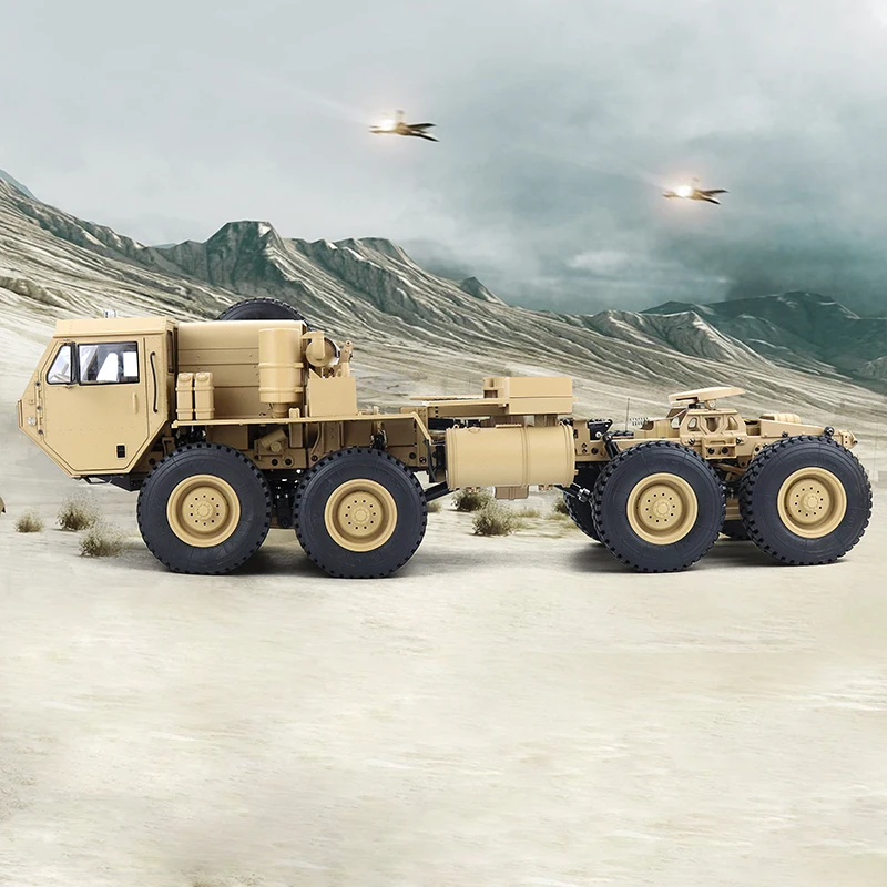 Hengguan/TRASPED HG-P802 PRO 8WD 2.4G 1/12 Remote Control Military Tractor military car with sound and light