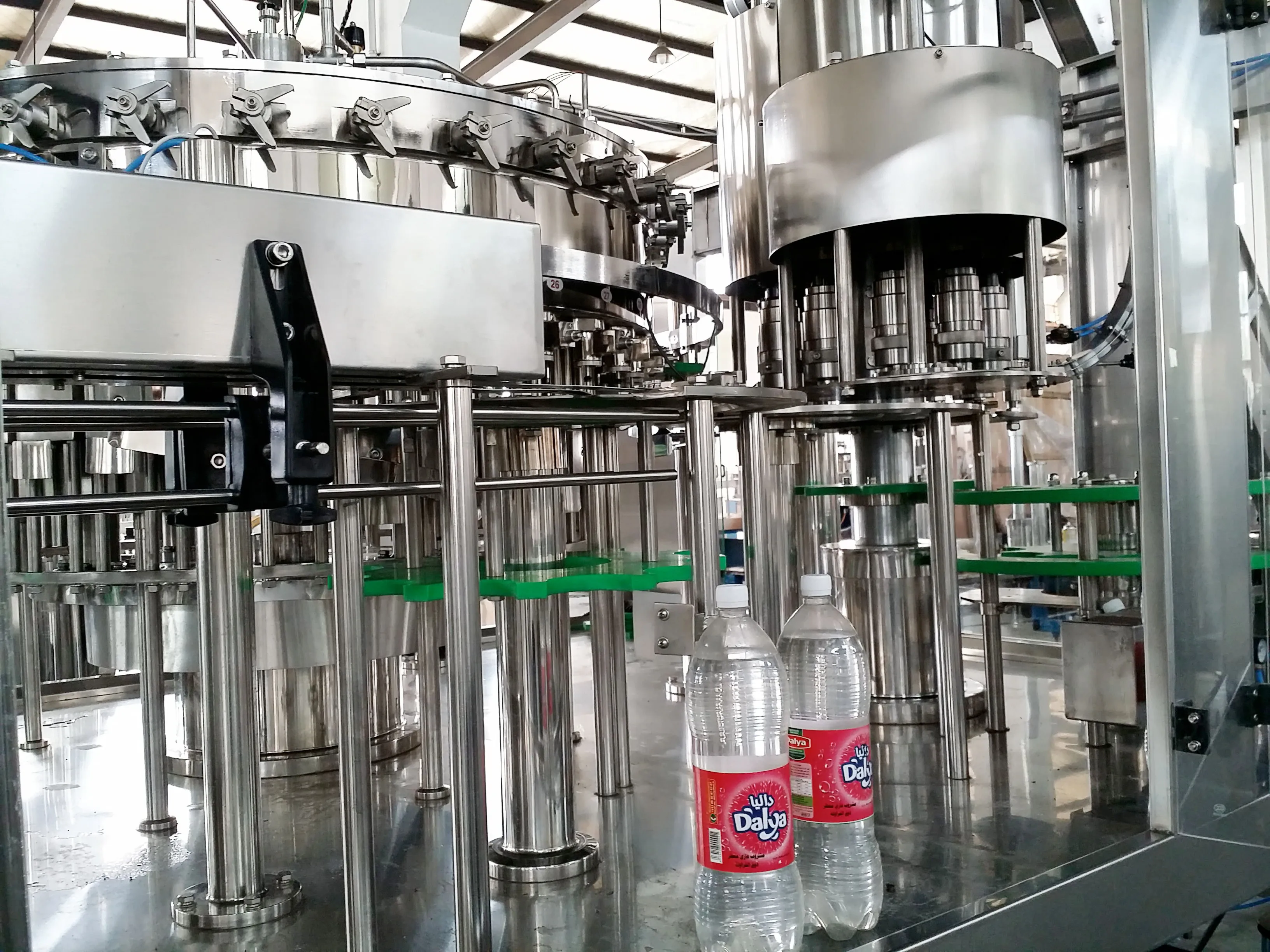 3-in-1 small bottle filling machine manufacturers / china buy filling machine