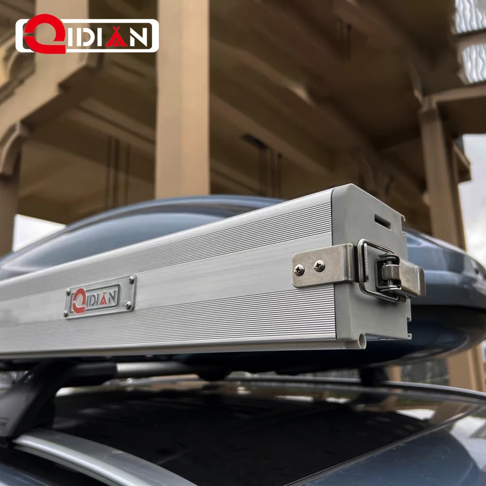 250*250 CM 4WD High Quality Overland Vehicle SUV Truck Aluminum Case Car Side Retractable Awning  UV Protection