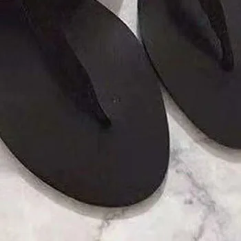 Ins Hot Selling Multicolor Large Size Women Sandals Leather Flat Thong Slides Women Beach Flip Flops Slippers