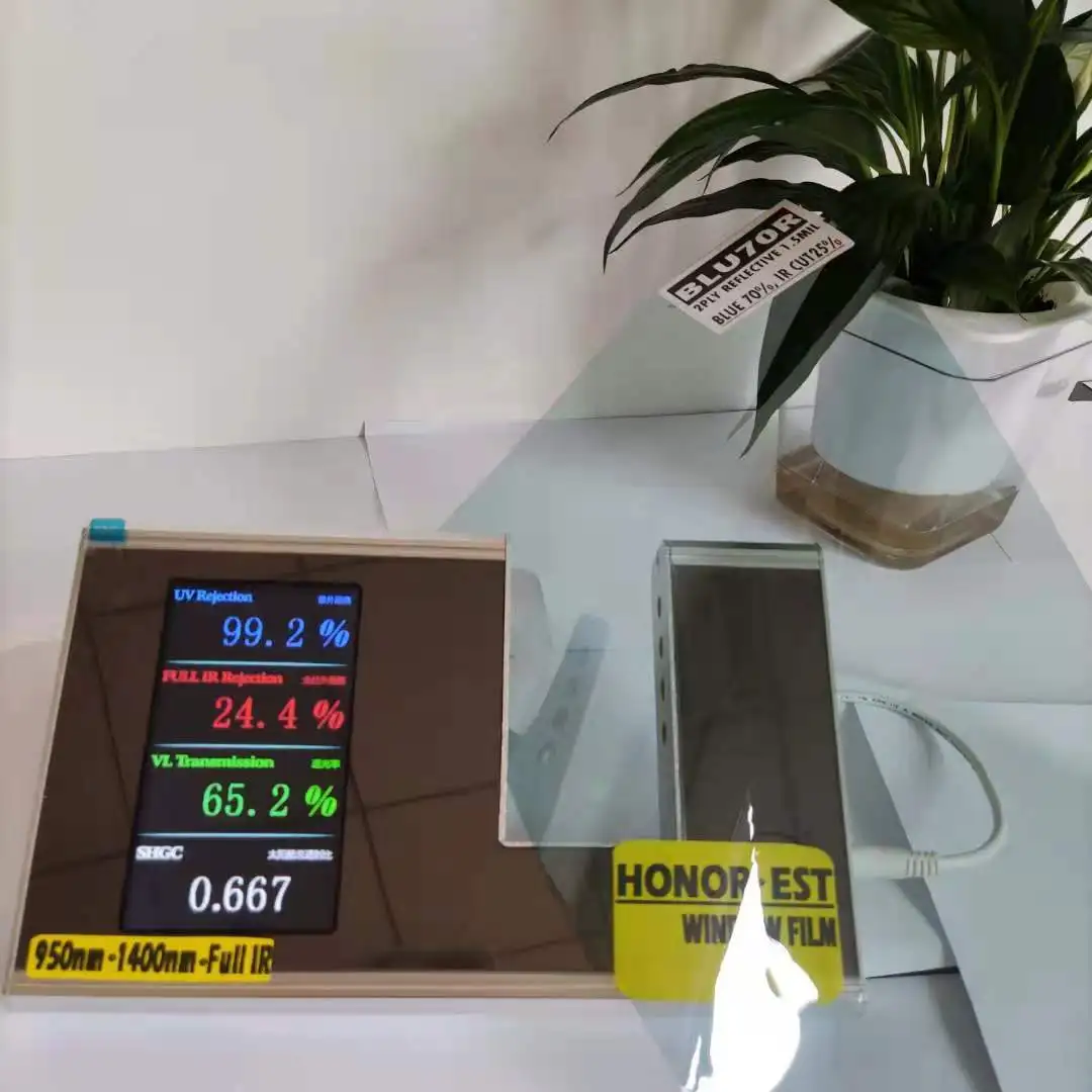 BLU70R VLT 70% IR 30% GOOD COLOR STABLE ANTI SCRATCH AND ANTI-GLARE PROTECTION FOR SAFETY WINDOW TINT AUTOMOTIVE REFLECTIVE FILM