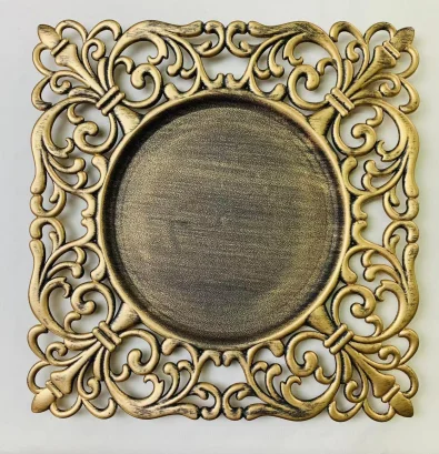 2023 Hot Sale Gold Chargers Wedding Plates European Banquet Plastic Plate Set Retro Wedding Dish