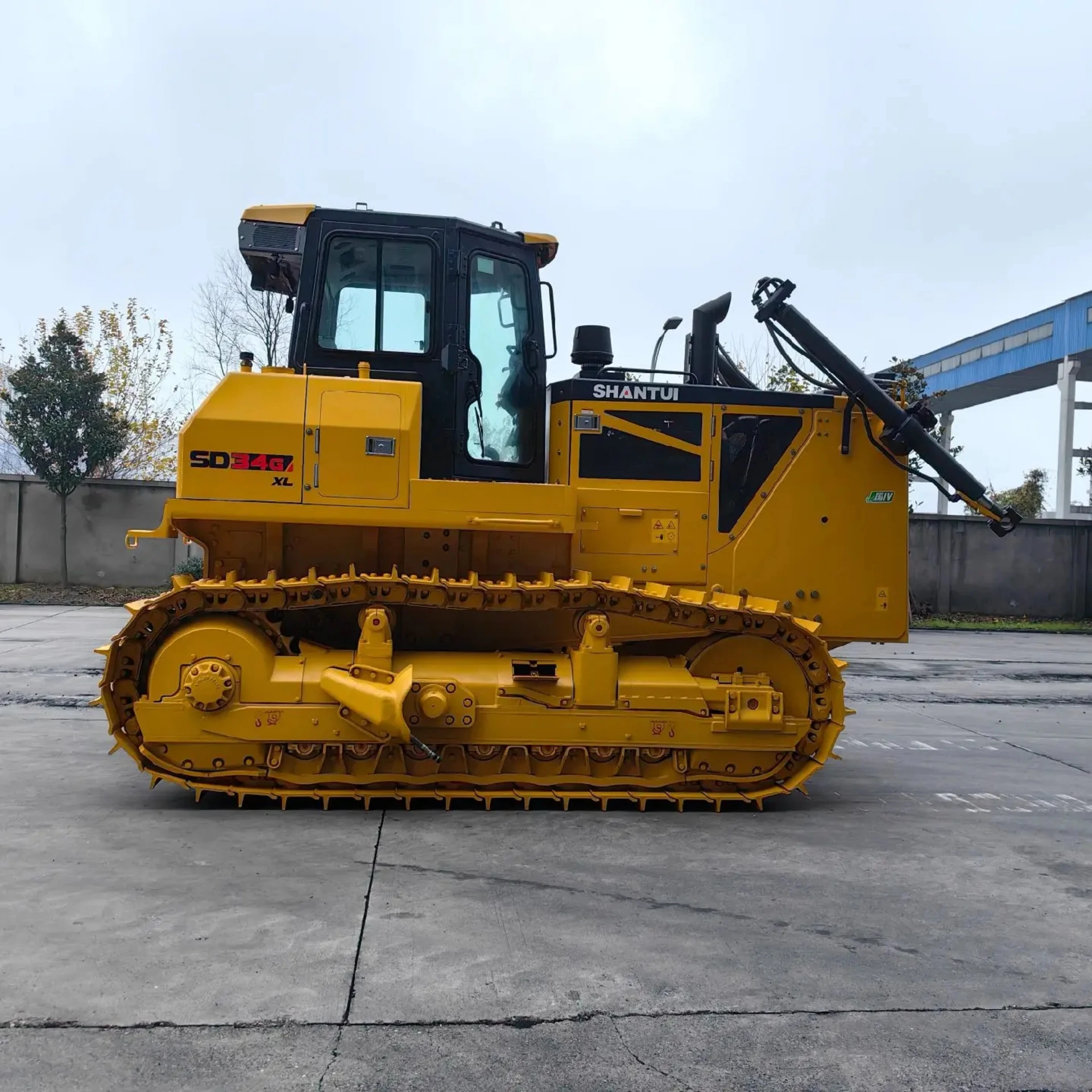 SHANTUI New 340HP Hydraulic Bulldozer SD34 Meet Diverse Working Conditions