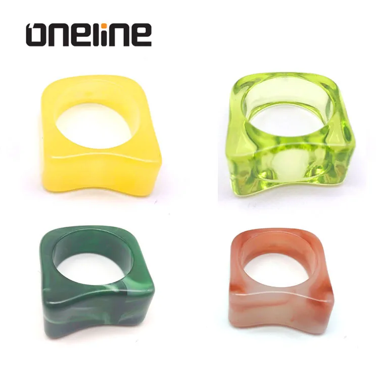2022-2023 Hot Trendy Vintage Color Geometric Acetic Acid Clear Resin Index Finger Rings Chunky Square Acrylic  Rings for women