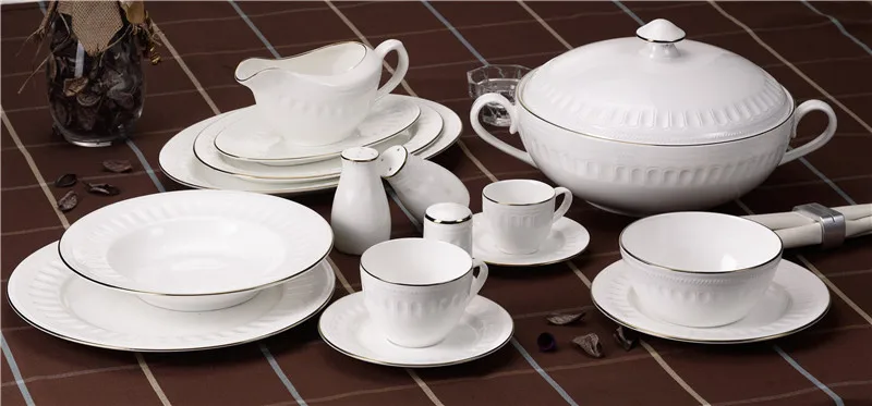 Ceramics Luxury Embossed Porcelain Plate and Bowl Dinnerset New Bone China Tableware Ceramic Dinner Set