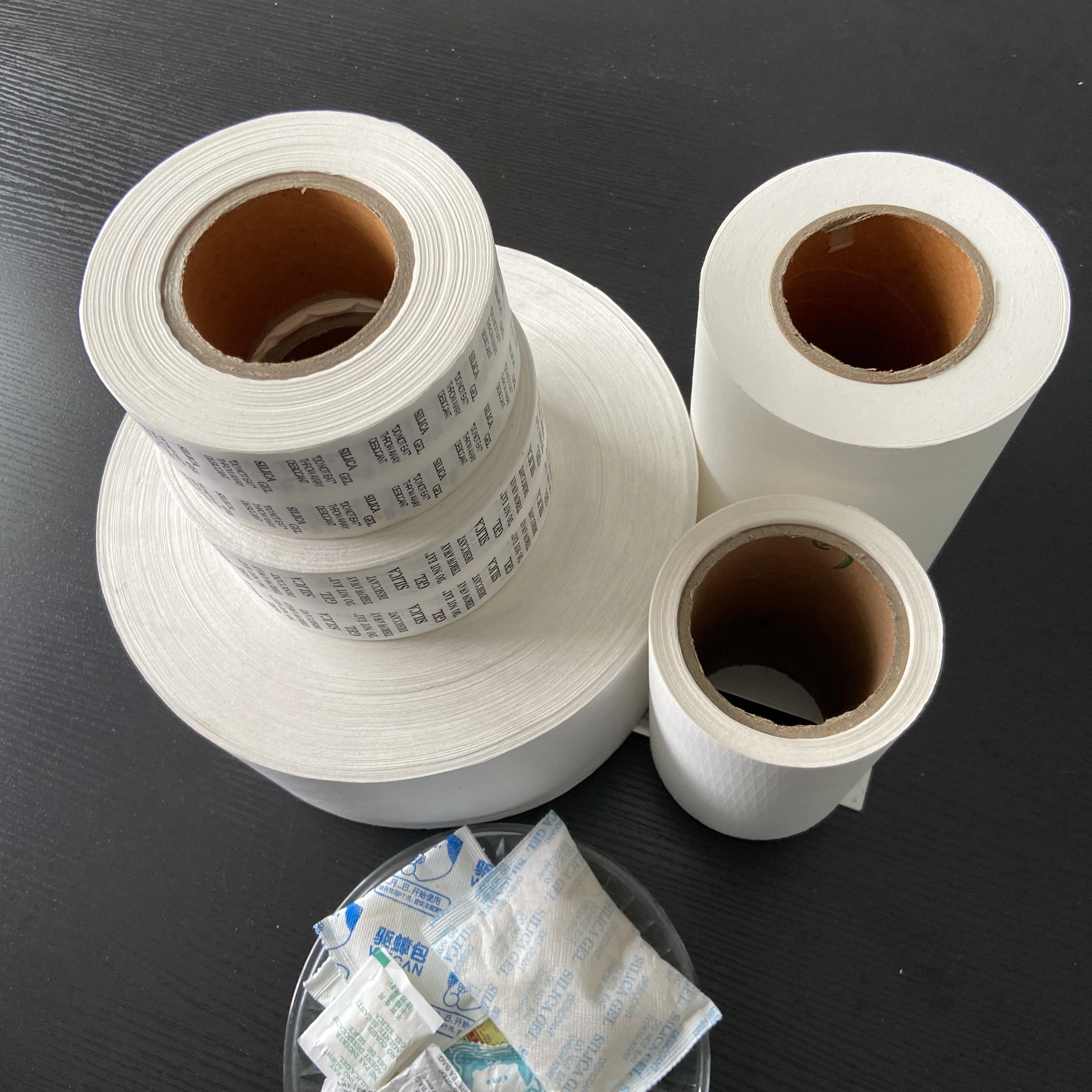Reliable Quality Desiccant Bag Packing Activated Carbon Silica Gel Moisture Absorbing Desiccant Paper