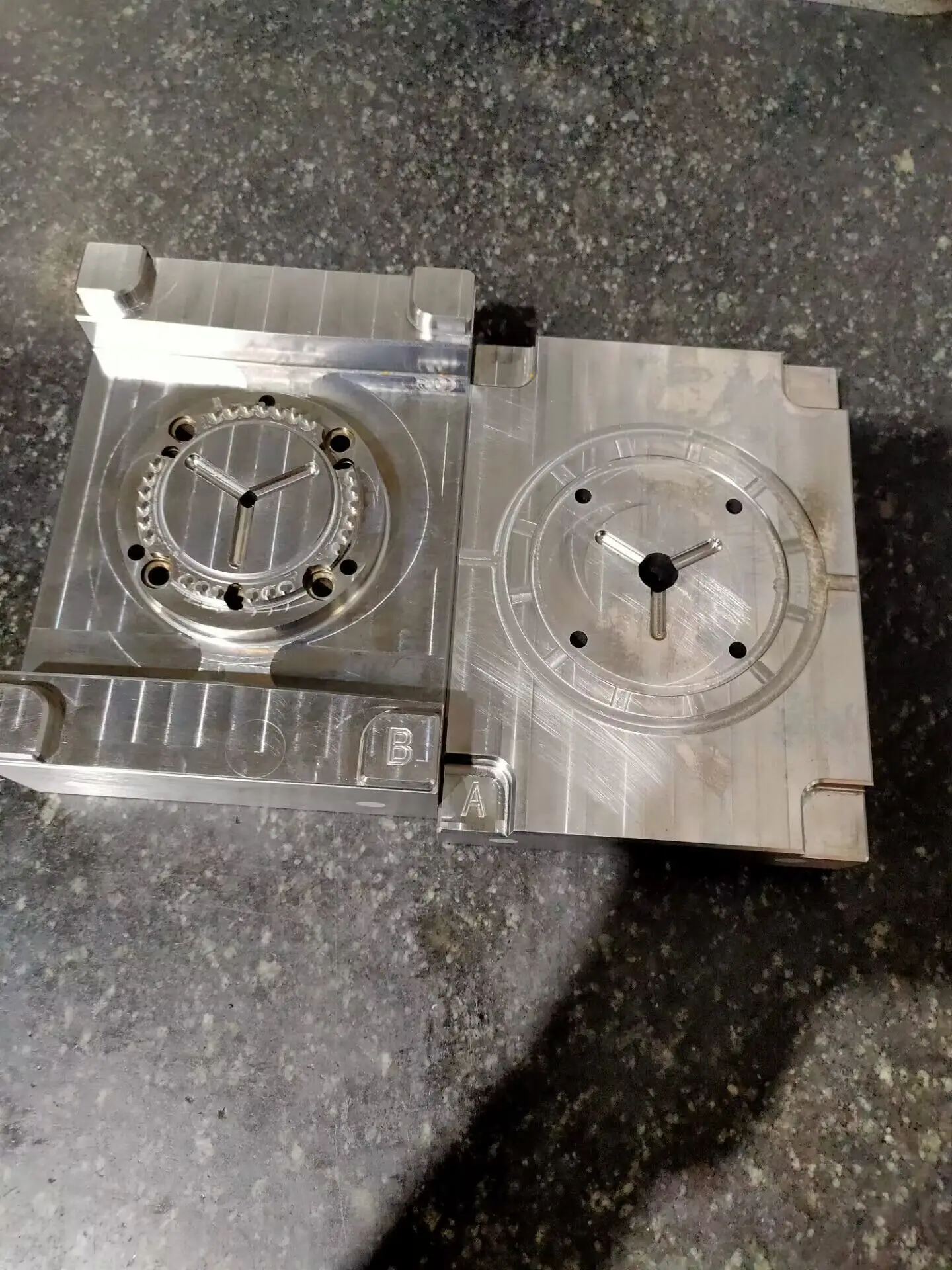 High Quality Plastic Injection Mold Moulding Service for for Enclosure Parts