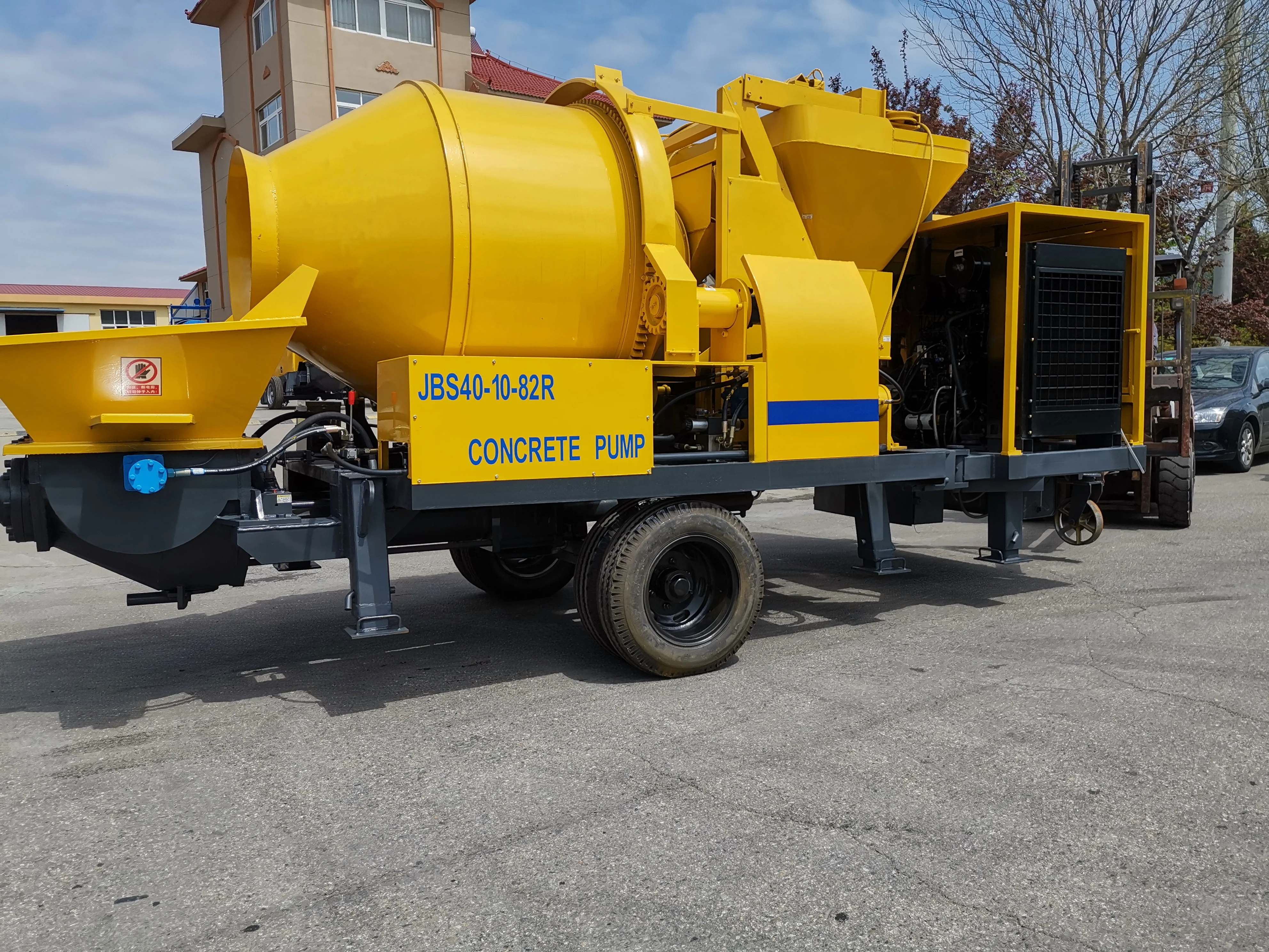 portable diesel forced concrete mixer with pump machine