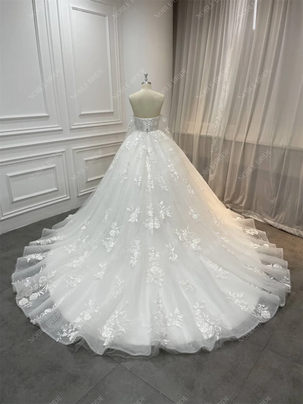 Sweetheart Detachable Long Sleeves Lace Up Back Glitter Tulle Puffy Ball Gown Bridal Dress