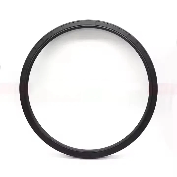 Manufacturer Standard Tc Type Seal Factory Price High Quality Car Skeleton Engine FKM NBR Shaft TC Rubber Oil Seal