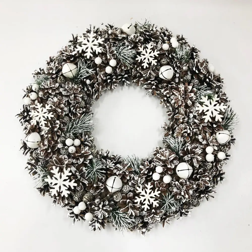 Wholesale Pine cone Christmas Wreaths for Front Door Decoration Wall Decoration