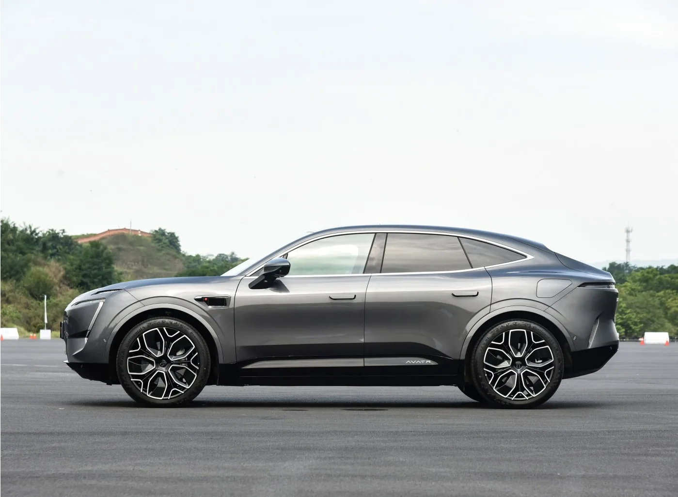 Hot Sale Electric SUV AVATR 11 Long Range AWD 578PS Pure Electric Cruising Range 555KM New Energy Chinese  Electric Car