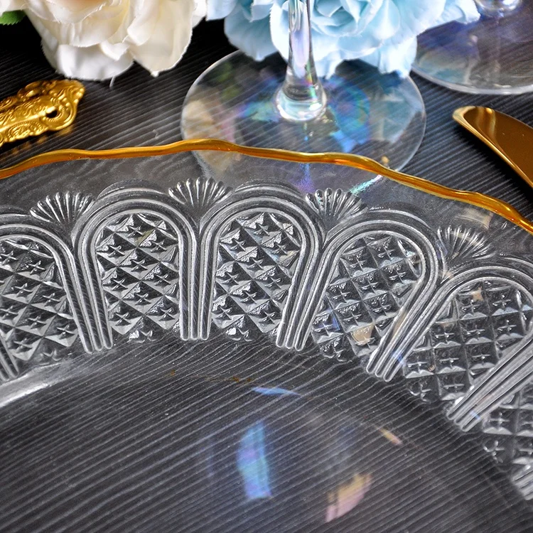 Custom 13 inch glass pressed chargers plate for wedding Gold rim pattern charger plate
