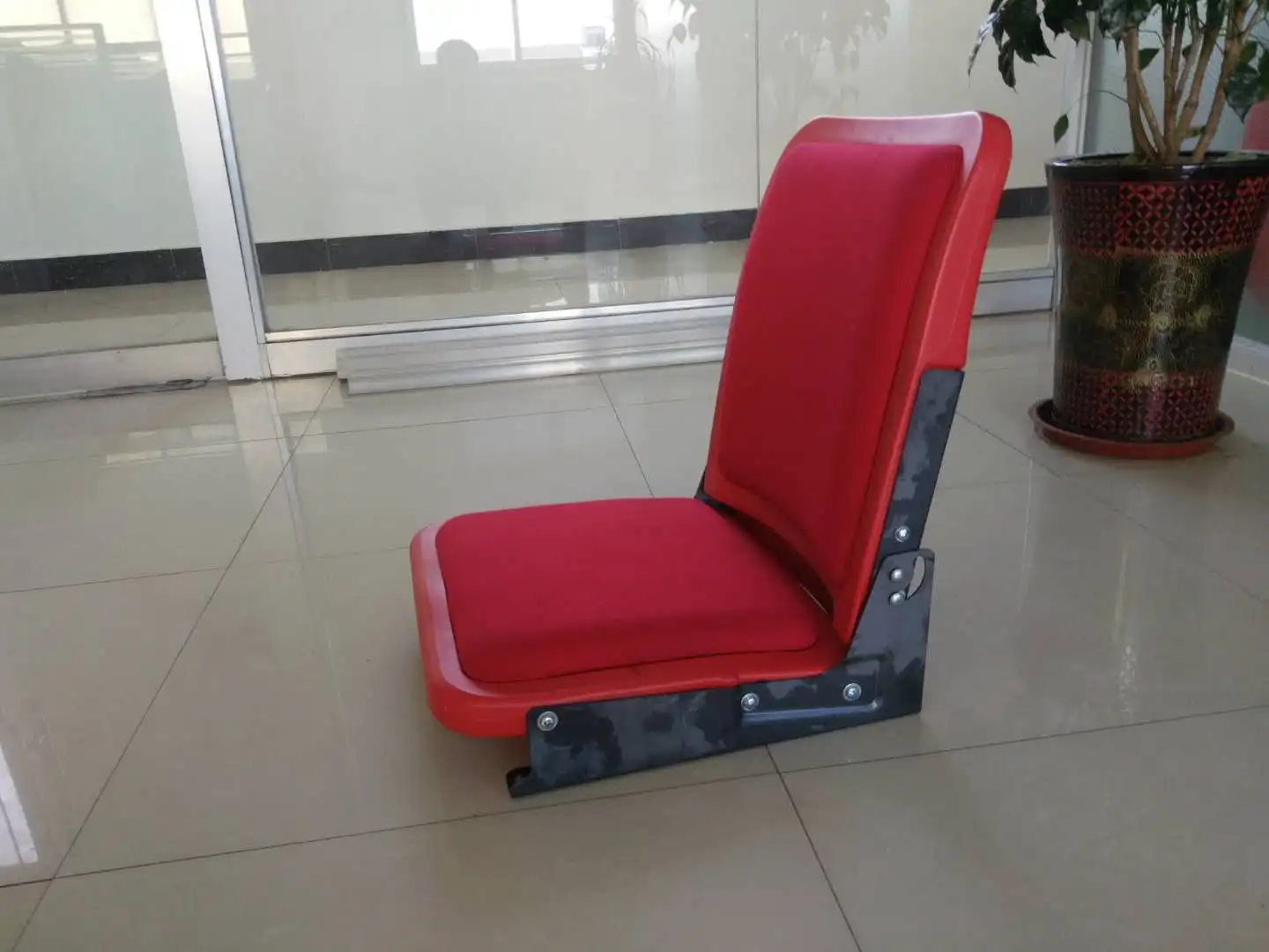 Soft Cushion Folding Auditorium Stadium Bleacher HDPE Foldable Chair Seat for Sports