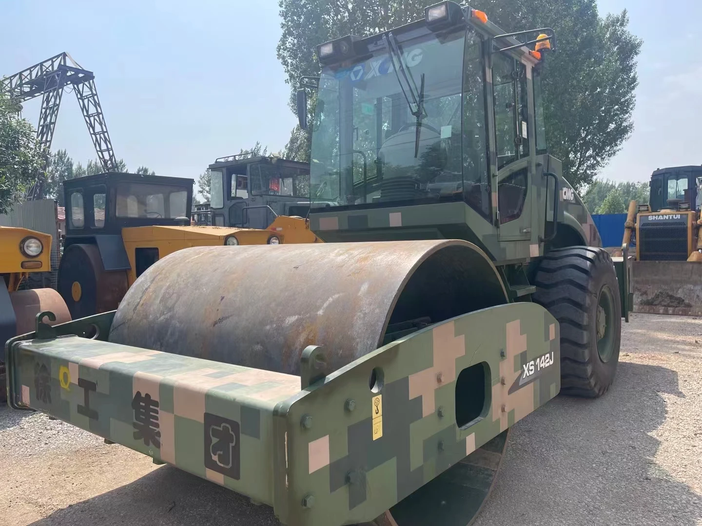 China Top Brand XS142J 14 Ton Vibratory Soil Road Roller Construction New Condition for Sale