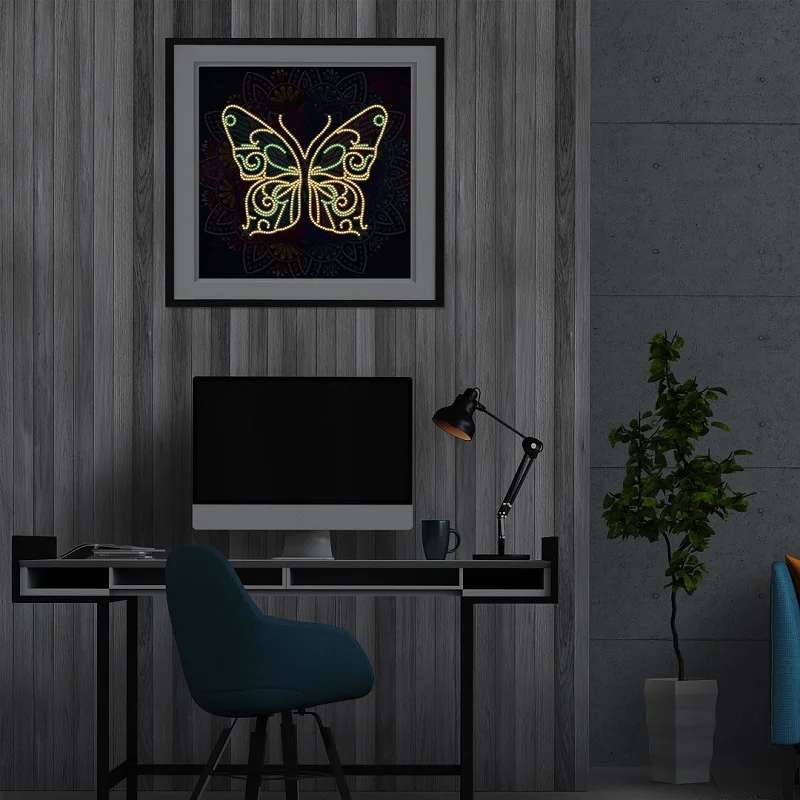 Hot Selling Butterfly Flower Pattern Creative Handmade Gifts Luminous 5d Diy Diamond Painting Butterfly