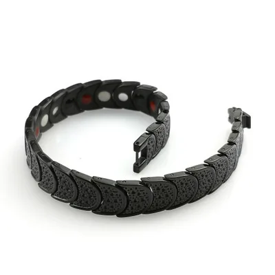 Модные ювелирные изделия оптом Корейский тренд Магнитный мужской браслет титановая сталь гальванический черный браслет