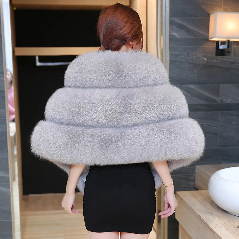 
Wholesale Women Winter Warm Fox Fur Poncho Natural Fox Fur Trim Shawl Winter Luxury Real Fur Shawl for Women 