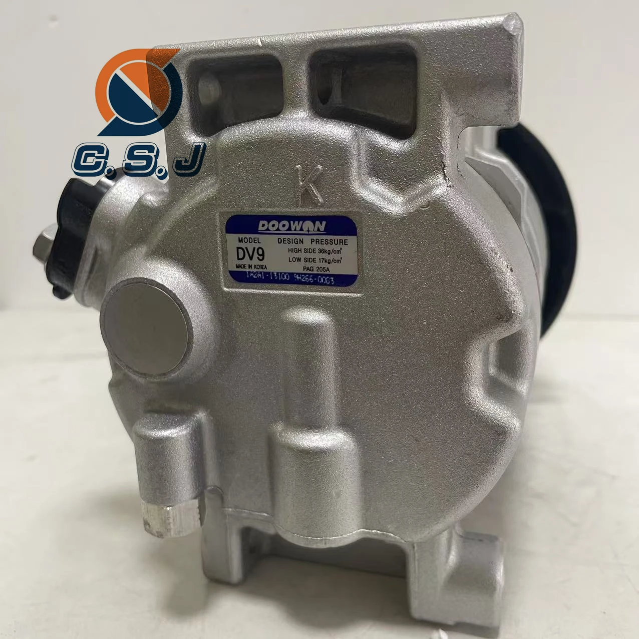 Компрессор кондиционера 1A2A1-13100 9J246-0158 1A2A113100 9J2460158 для экскаватора Sany SY35U SY55U SY35 DV9