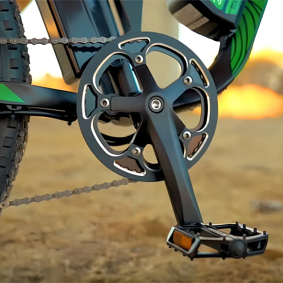 2023 New Mountain E-bike China Supply Equipped 26 Inch Fat Tires Electric Bike