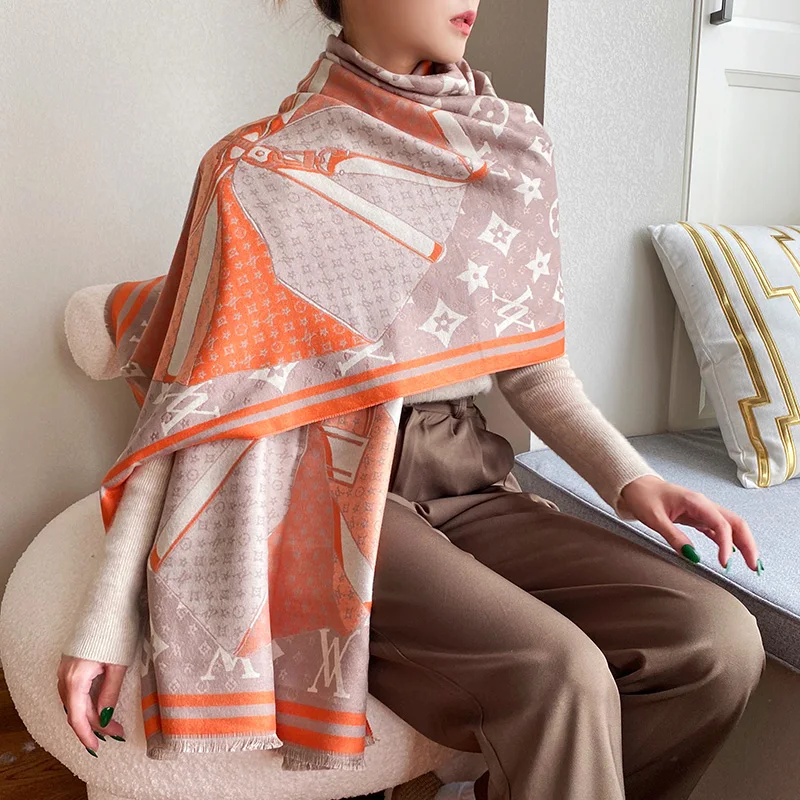 Wholesale Fashion Heavy Winter Autumn Scarfs Super Soft High Quality Alpaca Blankets Woolen Extra Large Scarf