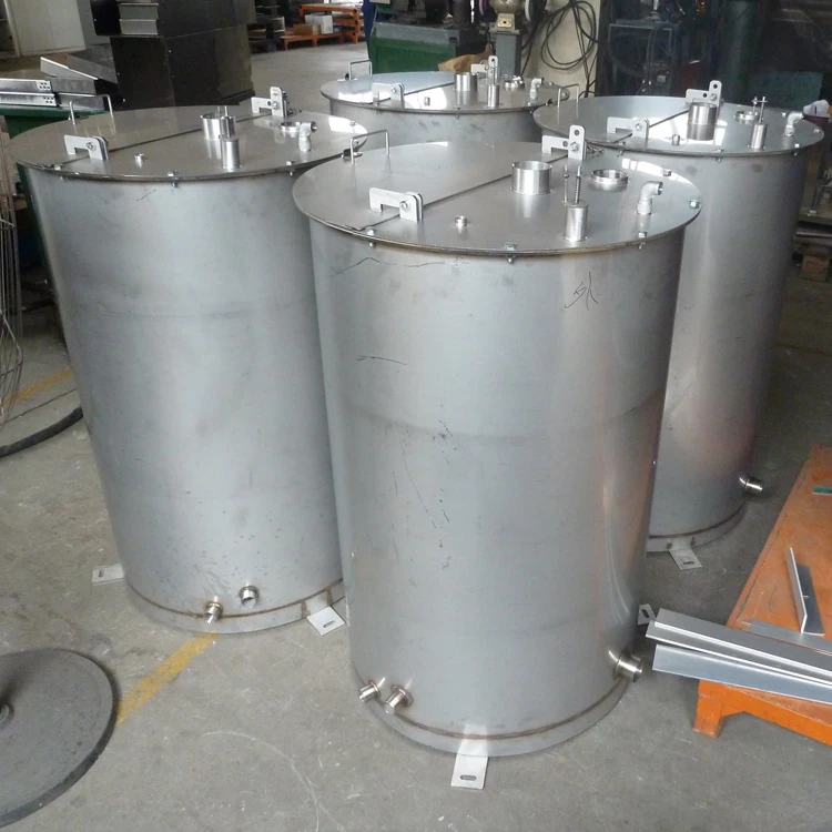 Custom 200L & 400L stainless steel storage tanks jacketed  SS tank fabrication specialist  With lids