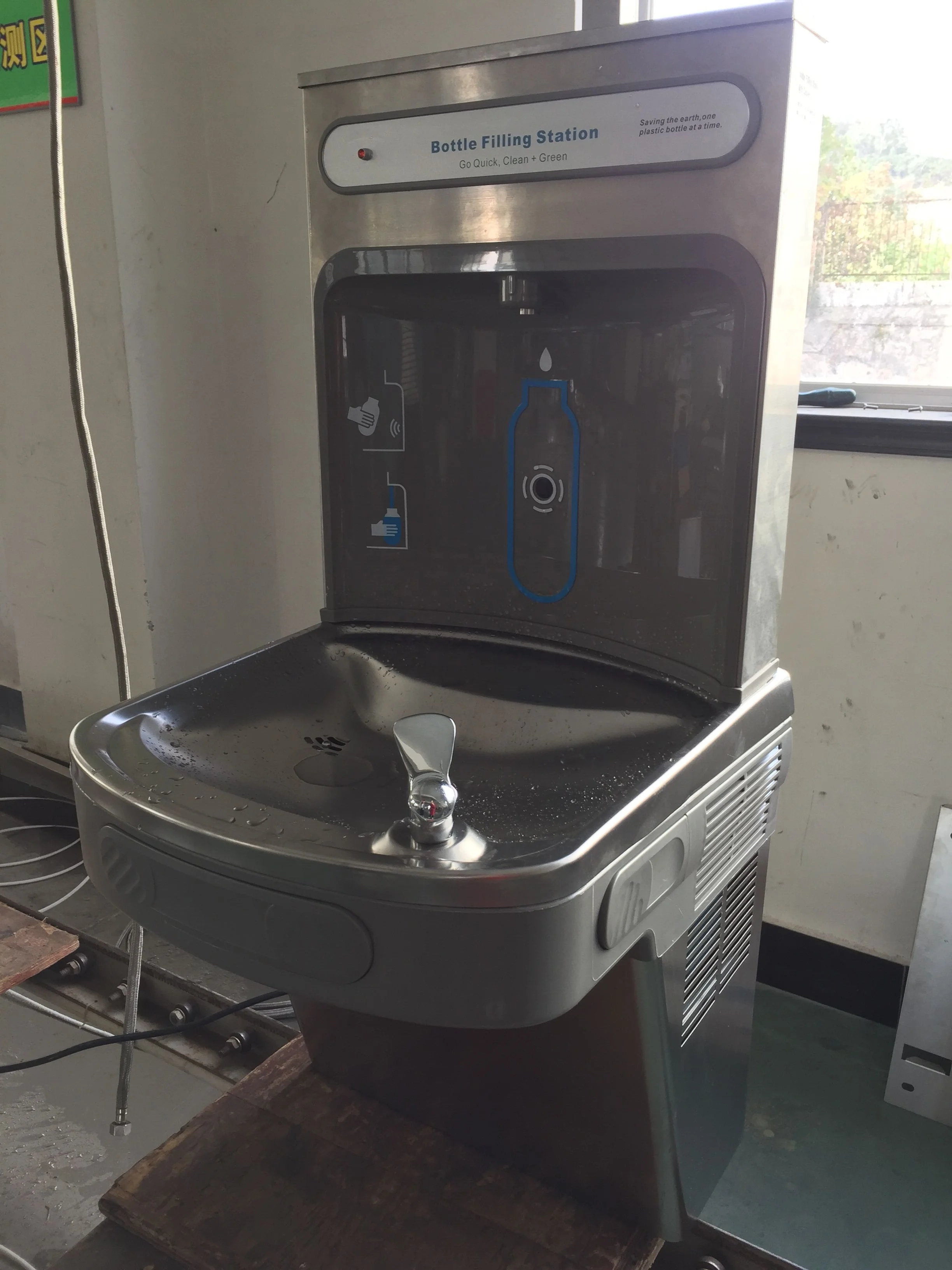 Motion Sensor Hands Free Touch-less Automatic Direct Water Drinking Fountain Bottle Filler wall mounted water cooler