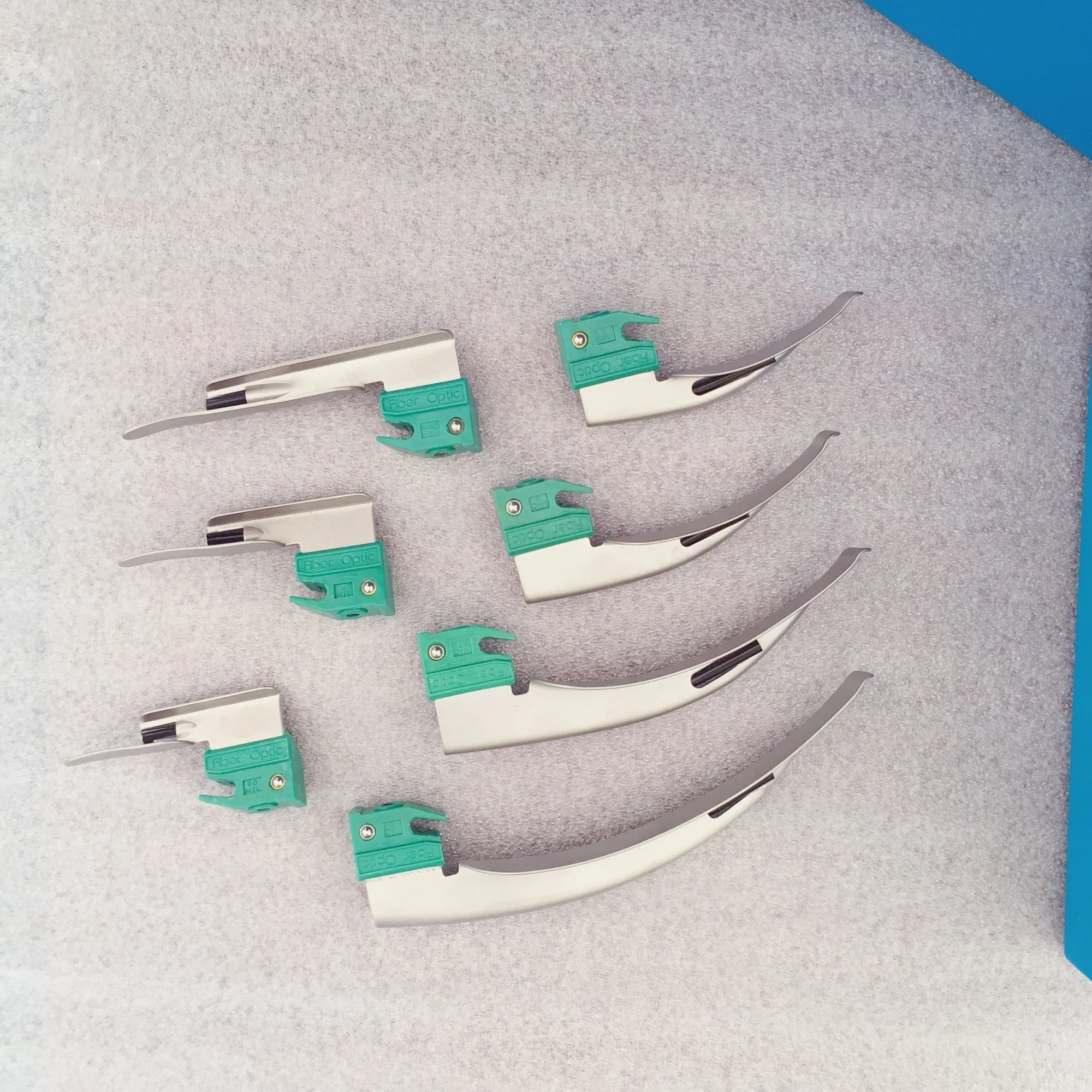 Surgical Stainless Steel Mac And Mill Disposable Laryngoscope Blade Set  Price