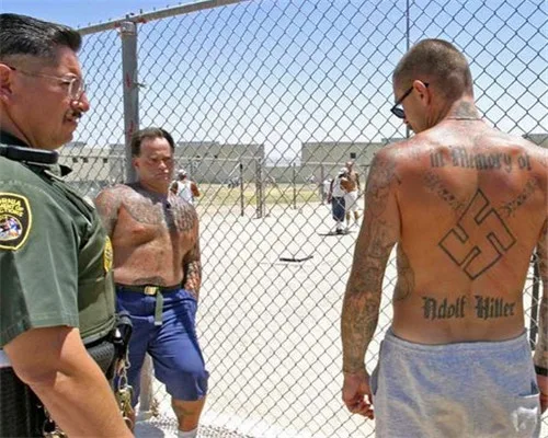 Hot Dip Galvanized Zinc Coated 15m Roll Cyclone Wire Diamond Mesh Farm Chain Link Fence PVC Coated Steel for Garden