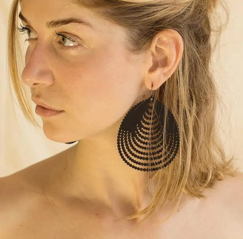  Laser cutting shell shape hollow oversize earrings for
